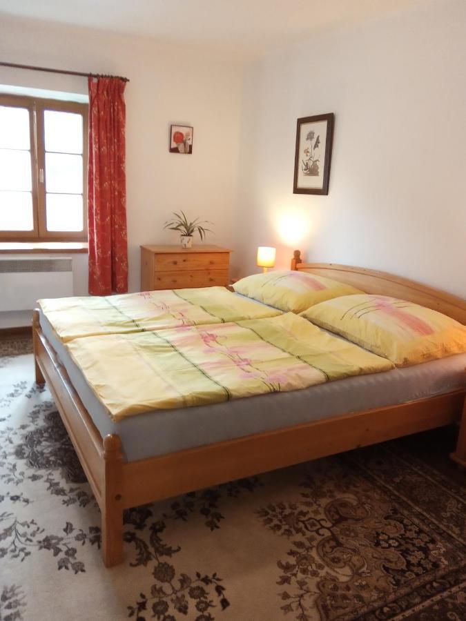 Appartement Apartman Mírkovice Extérieur photo